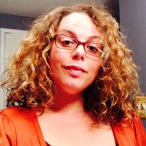 Meet your Posher, Angela